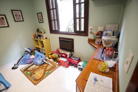 Casa de condomínio à venda com 439m², 6 quartos e 3 vagasÁrea comum