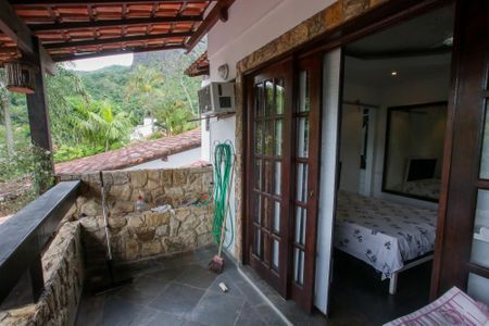 Casa de condomínio à venda com 439m², 6 quartos e 3 vagasVaranda da Suíte 2