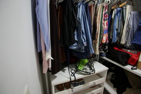 Casa de condomínio à venda com 439m², 6 quartos e 3 vagasCloset da Suíte 2