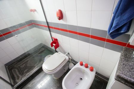 Casa de condomínio à venda com 439m², 6 quartos e 3 vagasBanheiro Social 2