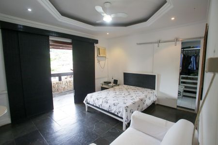 Casa de condomínio à venda com 439m², 6 quartos e 3 vagasSuíte 2