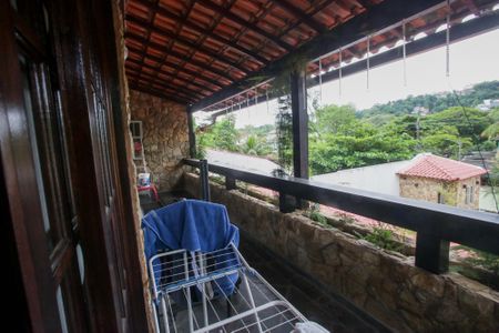 Casa de condomínio à venda com 439m², 6 quartos e 3 vagasVaranda da Suíte 2