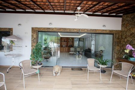 Casa de condomínio à venda com 439m², 6 quartos e 3 vagasVaranda da Sala