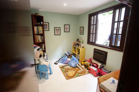 Casa de condomínio à venda com 439m², 6 quartos e 3 vagasÁrea comum