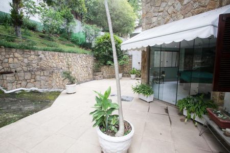 Casa de condomínio à venda com 439m², 6 quartos e 3 vagasÁrea comum