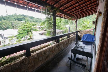 Casa de condomínio à venda com 439m², 6 quartos e 3 vagasVaranda da Suíte 1