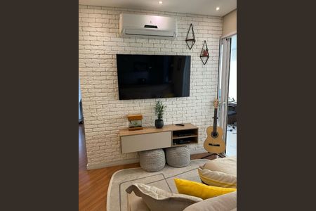 Apartamento à venda com 67m², 2 quartos e 1 vagaSala