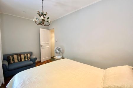 Casa à venda com 300m², 5 quartos e sem vaga Casa à venda com 300m², 5 quartos e sem vagaQuarto 5