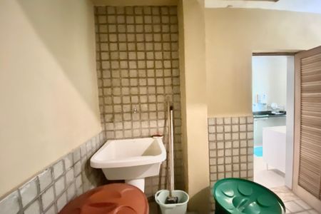 Casa à venda com 300m², 5 quartos e sem vaga Casa à venda com 300m², 5 quartos e sem vagaÁrea de Serviço