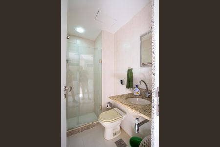 Apartamento à venda com 430m², 6 quartos e 2 vagasBanheiro de serviço