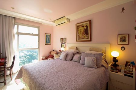 Apartamento à venda com 430m², 6 quartos e 2 vagasSuíte 2