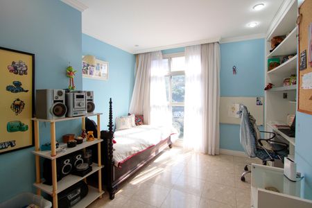 Apartamento à venda com 430m², 6 quartos e 2 vagasQuarto 3