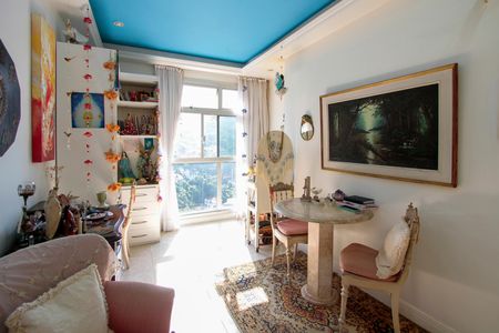 Apartamento à venda com 430m², 6 quartos e 2 vagasQuarto 5