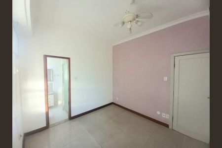 Apartamento à venda com 122m², 3 quartos e sem vaga