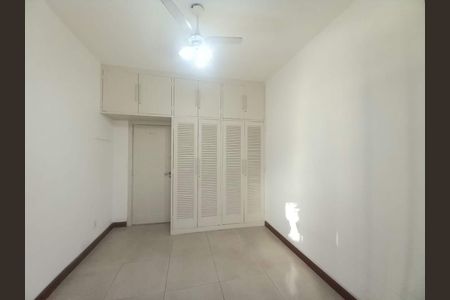 Apartamento à venda com 122m², 3 quartos e sem vaga