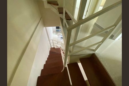 Casa à venda com 156m², 3 quartos e 1 vaga