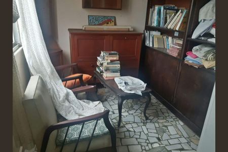 Casa à venda com 410m², 6 quartos e 1 vaga