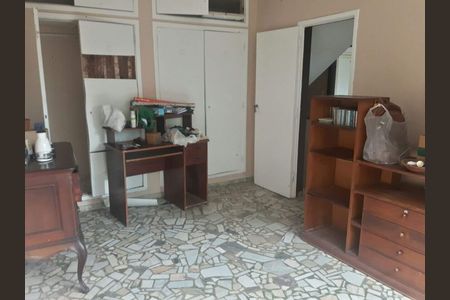 Casa à venda com 410m², 6 quartos e 1 vaga