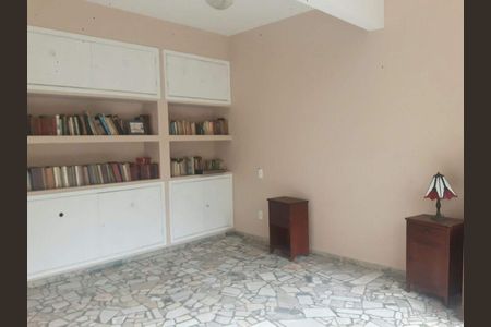 Casa à venda com 410m², 6 quartos e 1 vaga