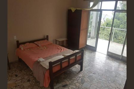 Casa à venda com 410m², 6 quartos e 1 vaga