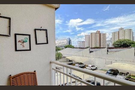Apartamento à venda com 48m², 2 quartos e 1 vagaVARANDA