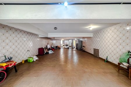 Casa à venda com 220m², 3 quartos e 5 vagasGaragem