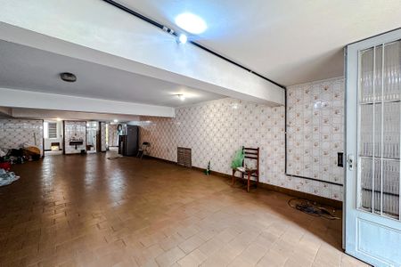 Casa à venda com 220m², 3 quartos e 5 vagasGaragem