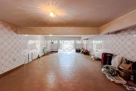 Casa à venda com 220m², 3 quartos e 5 vagasGaragem