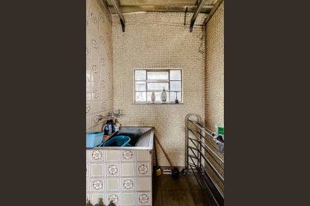 Casa à venda com 220m², 3 quartos e 5 vagasÁrea de Serviço