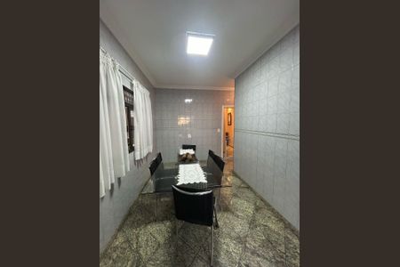 Casa à venda com 118m², 3 quartos e 2 vagas Casa à venda com 118m², 3 quartos e 2 vagasCOPA