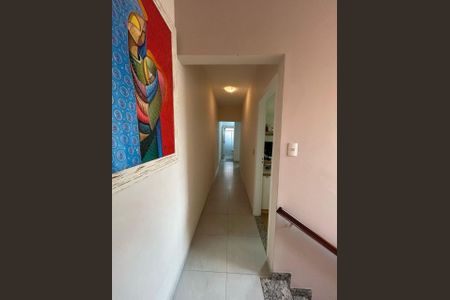 Casa à venda com 118m², 3 quartos e 2 vagas Casa à venda com 118m², 3 quartos e 2 vagasCORREDOR