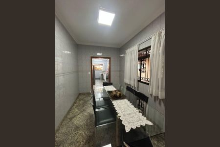 Casa à venda com 118m², 3 quartos e 2 vagas Casa à venda com 118m², 3 quartos e 2 vagasCOPA