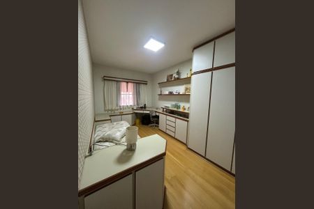 Casa à venda com 118m², 3 quartos e 2 vagas Casa à venda com 118m², 3 quartos e 2 vagasQUARTO