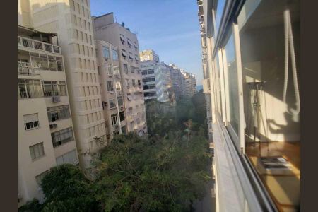 Apartamento à venda com 200m², 3 quartos e 1 vaga