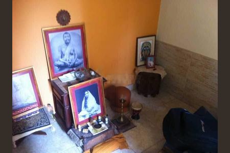 Casa à venda com 213m², 3 quartos e 1 vaga