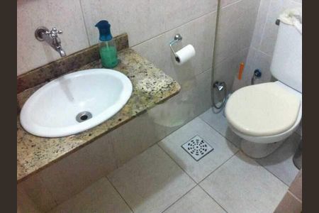 Casa à venda com 213m², 3 quartos e 1 vaga