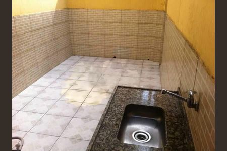 Casa à venda com 213m², 3 quartos e 1 vaga