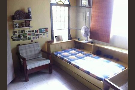 Casa à venda com 213m², 3 quartos e 1 vaga