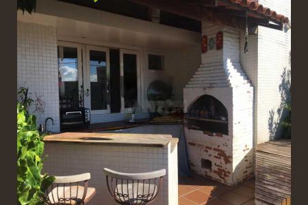 Apartamento à venda com 208m², 4 quartos e 2 vagas