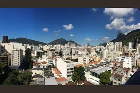 Apartamento à venda com 208m², 4 quartos e 2 vagas