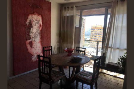 Apartamento à venda com 208m², 4 quartos e 2 vagas