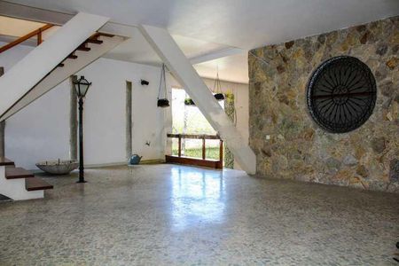 Casa à venda com 1028m², 4 quartos e 3 vagas