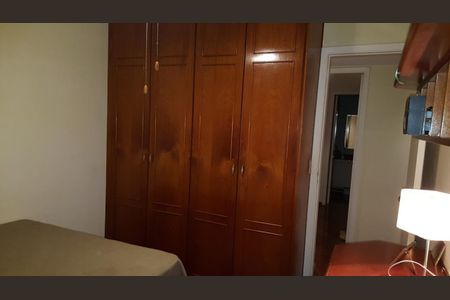 Apartamento à venda com 123m², 4 quartos e 2 vagasQUARTO