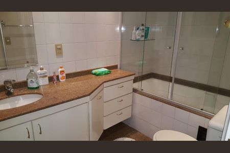 Apartamento à venda com 123m², 4 quartos e 2 vagasSUITE