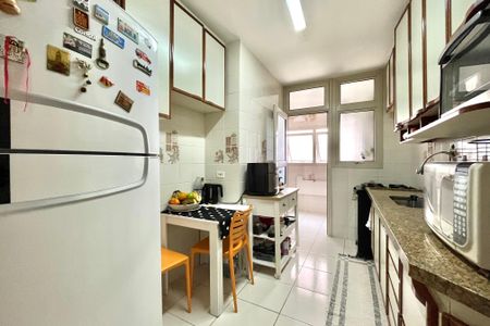 Apartamento à venda com 76m², 2 quartos e 1 vagaCozinha