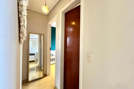 Apartamento à venda com 76m², 2 quartos e 1 vagaCorredor