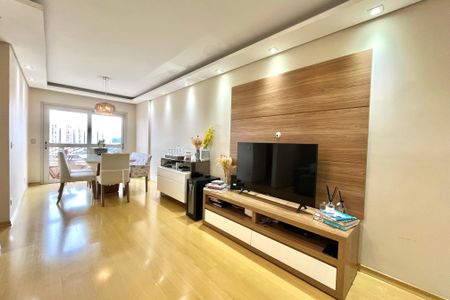 Apartamento à venda com 76m², 2 quartos e 1 vagaSala