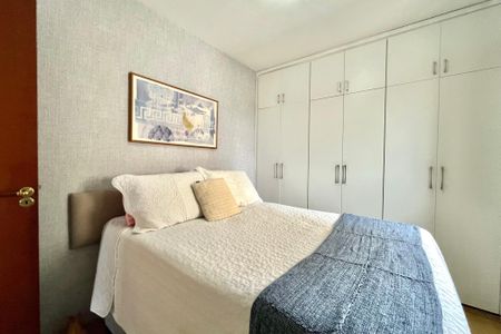 Apartamento à venda com 76m², 2 quartos e 1 vagaQuarto 1