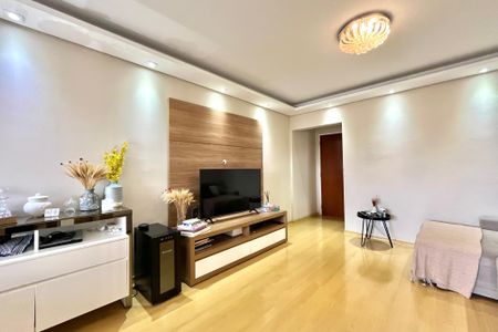 Apartamento à venda com 76m², 2 quartos e 1 vagaSala