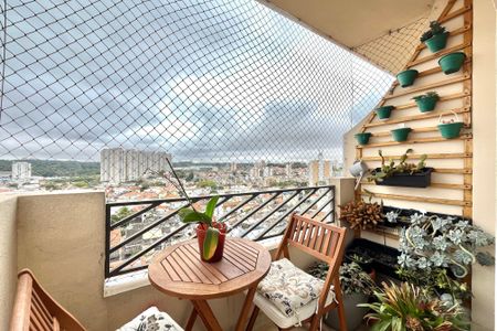 Apartamento à venda com 76m², 2 quartos e 1 vagaVaranda